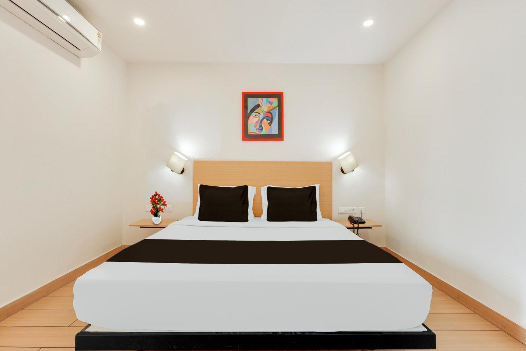 Hotel Super Townhouse Višákhapatnam Exteriér fotografie